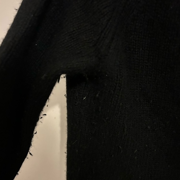 Club Monaco Women's Cashmere Sweater- size large - Picture 6 of 11